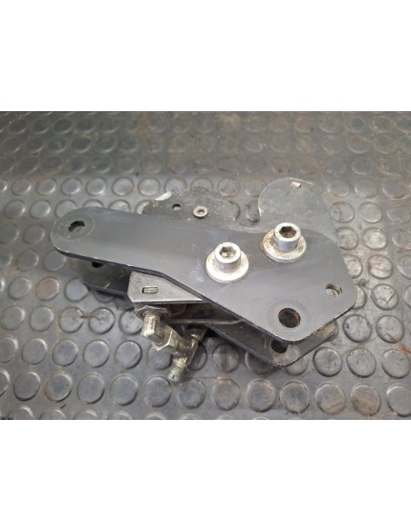 [102474] CERRADURA CABINA - RENAULT MIDLUM (01/2000 - 12/2013)