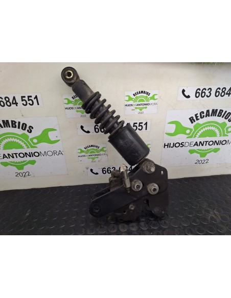 [102311] CERRADURA CABINA - RENAULT MIDLUM (01/2000 - 12/2013)