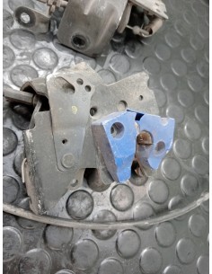 [105778] CERRADURA CALANDRA - SCANIA SERIE 4 (P/R 94 G)...