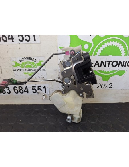 [103116] CERRADURA PUERTA DELANTERA DERECHA - NISSAN NT400 CABSTAR (01/20214-) (01/2014 - ...)
