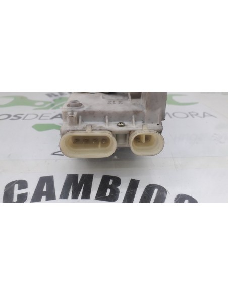 [94902] CERRADURA PUERTA DELANTERA DERECHA - IVECO EUROCARGO (01/1991 - 12/2001)