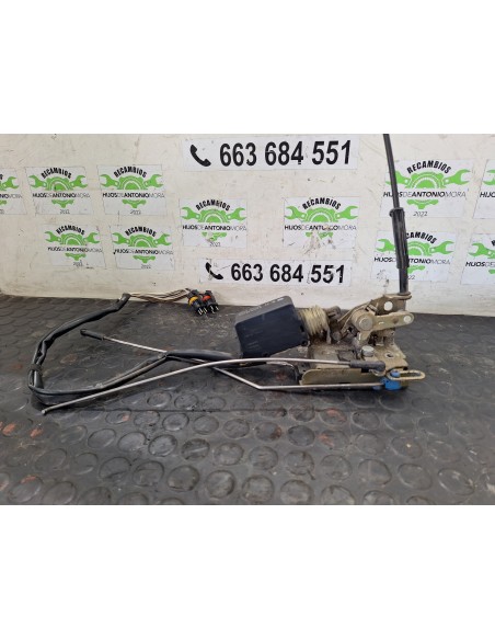 [105507] CERRADURA PUERTA DELANTERA IZQUIERDA  - MAN TG - A 35.XXX