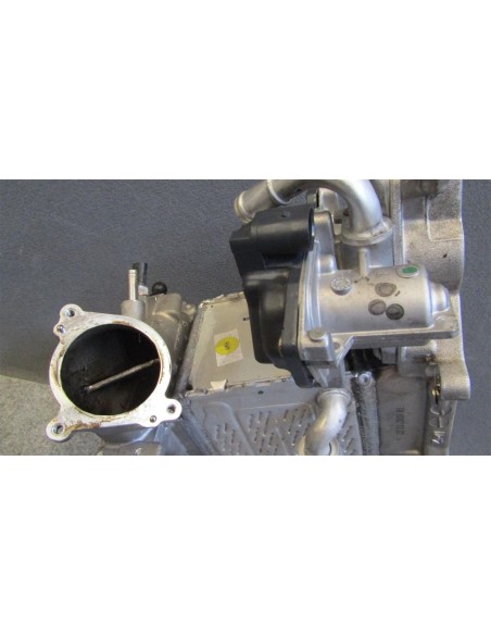 [93984] COLECTOR ADMISION - VOLKSWAGEN ARTEON (3H7) (01/2017 - 12/2020)