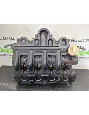 [102499] COLECTOR ADMISION - RENAULT TRAFIC COMBI