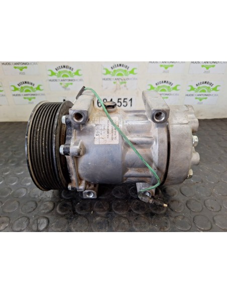 [104662] COMPRESOR AIRE ACONDICIONADO - VOLVO FM 9 2002 - (01/2002 - 01/2005)