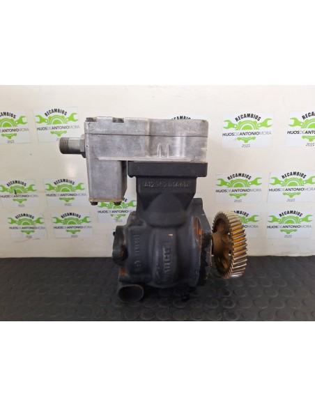 [104146] COMPRESOR AIRE DE MOTOR - IVECO STRALIS (AS) (01/2012 - 01/2019)
