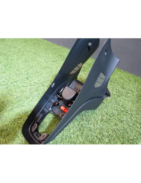 [94104] CONSOLA CENTRAL - VOLKSWAGEN UP! (122) (01/2016 - 12/2018)