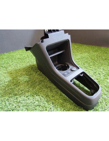 [94104] CONSOLA CENTRAL - VOLKSWAGEN UP! (122) (01/2016 - 12/2018)