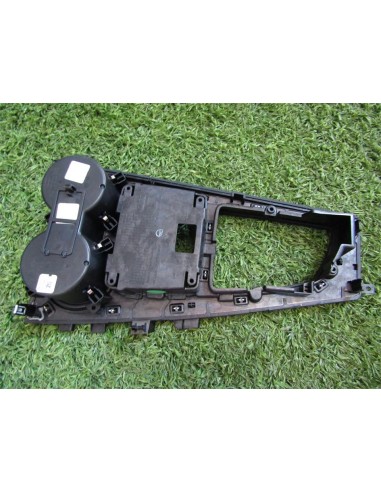 [92410] CONSOLA CENTRAL - AUDI A4 ALLROAD...