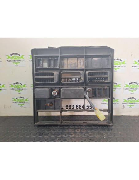 [104065] CONSOLA CENTRAL - IVECO EUROTRAKKER (MP)