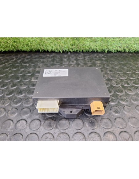 [102140] CONVERTIDOR DE VOLTAJE - VOLKSWAGEN CRAFTER (01/2019 - ...)