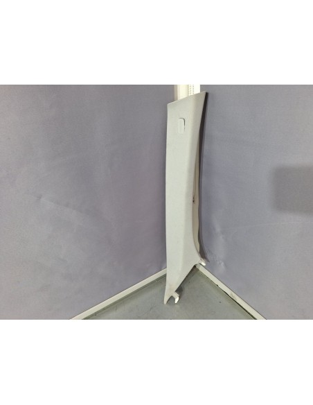 [101560] CUBIERTA GUARNECIDO PILAR DERECHO - AUDI Q7 (4M) (01/2015 - 12/2019)