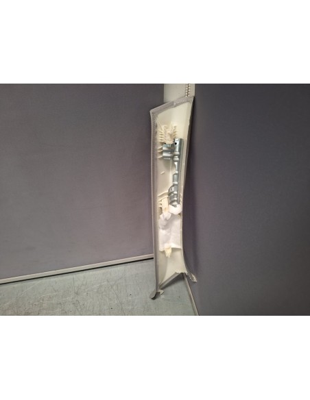 [101559] CUBIERTA GUARNECIDO PILAR IZQUIERDO - AUDI Q7 (4M) (01/2015 - 12/2019)