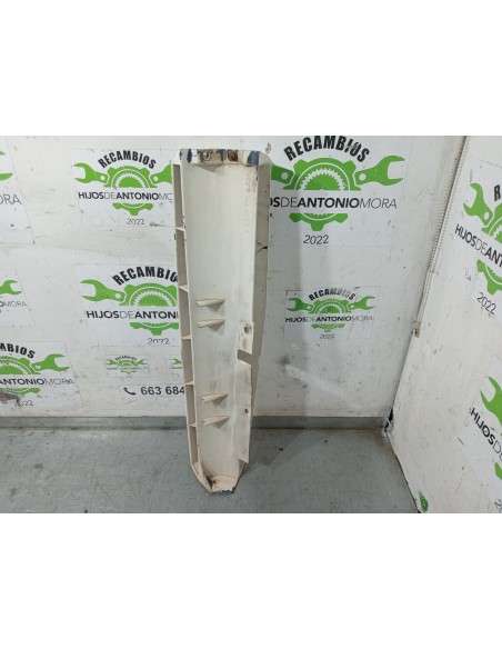 [106092] DEFLECTOR IZQUIERDO  - RENAULT M 180.13/C MIDLINER E2 (01/1996 - 12/2000)