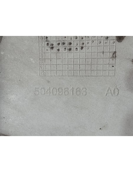 [98285] DEFLECTOR IZQUIERDO  - IVECO STRALIS (AS) (01/2012 - 01/2019)
