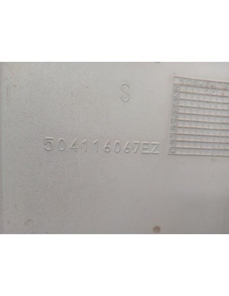[99767] DEFLECTOR IZQUIERDO  - IVECO EUROCARGO TECTOR (01/2001 - 12/2003)
