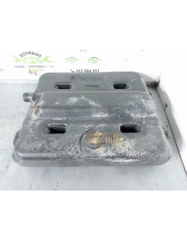 [105420] DEPOSITO COMBUSTIBLE - MERCEDES MB 100...