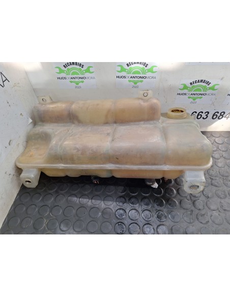 [106748] DEPOSITO EXPANSION - IVECO DAILY CAJA CERRADA