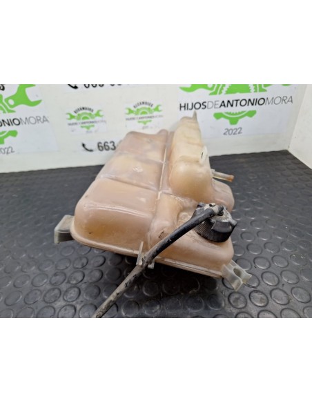 [100614] DEPOSITO EXPANSION - NISSAN CABSTAR E (01/2002 - 12/2003)