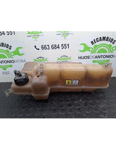 [100614] DEPOSITO EXPANSION - NISSAN CABSTAR E (01/2002 - 12/2003)