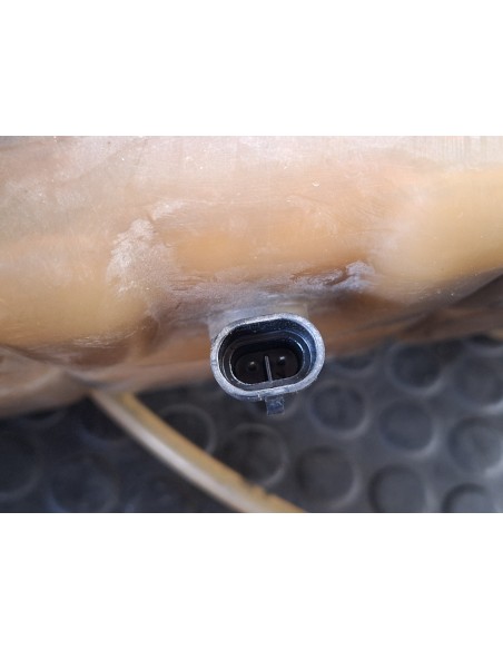 [106747] DEPOSITO EXPANSION - IVECO DAILY CAJA CERRADA