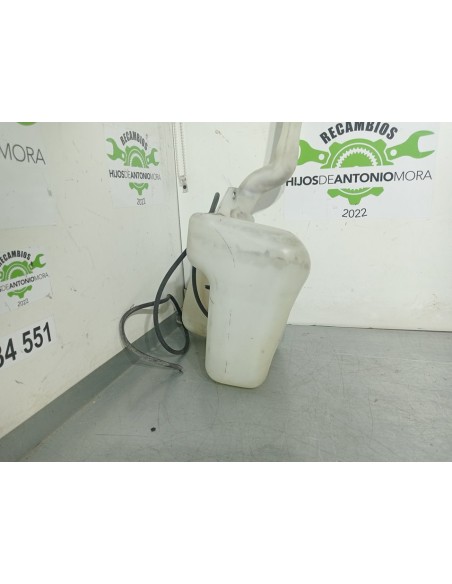 [98773] DEPOSITO LIMPIA - PEUGEOT BOXER CAJA CERRADA (01/2014 - 01/2016)