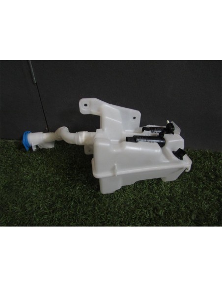 [93643] DEPOSITO LIMPIA - VOLKSWAGEN GOLF VII LIM. (01/2012 - 12/2017)