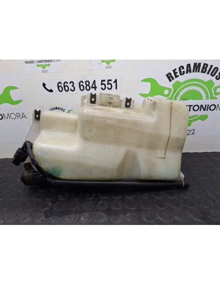 [99380] DEPOSITO LIMPIA - MITSUBISHI MONTERO (L040)