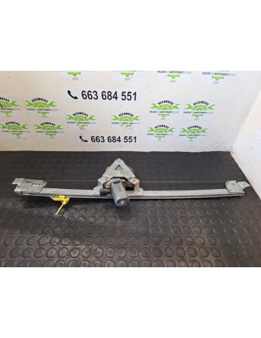 [104235] ELEVALUNAS DELANTERO DERECHO - RENAULT...