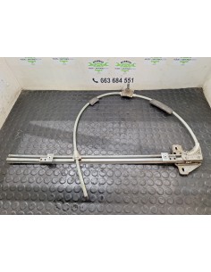 [106802] ELEVALUNAS DELANTERO DERECHO - IVECO DAILY CAJA...