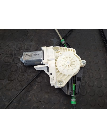 [105131] ELEVALUNAS DELANTERO IZQUIERDO - AUDI Q5 (8R)