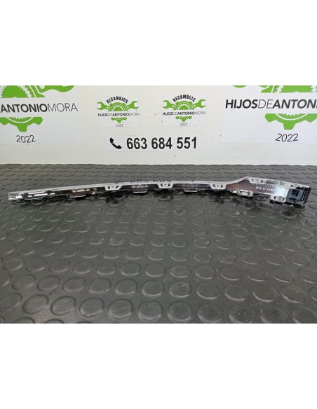 [97070] EMBELLECEDOR - VOLKSWAGEN PASSAT LIM. (3G2)