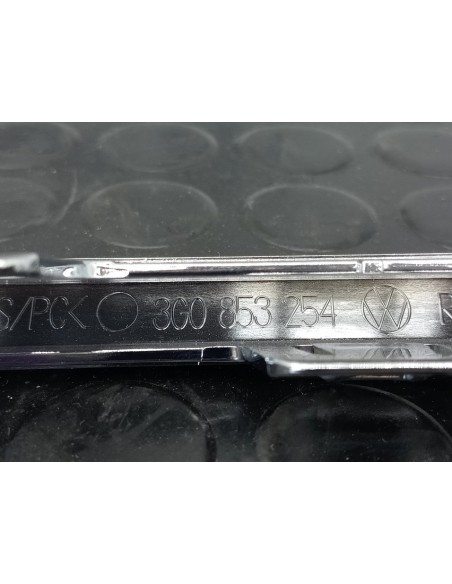 [97070] EMBELLECEDOR - VOLKSWAGEN PASSAT LIM. (3G2)