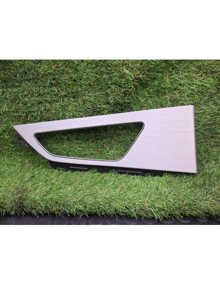 [99678] EMBELLECEDOR - AUDI Q7 (4M) (01/2015 - 12/2019)