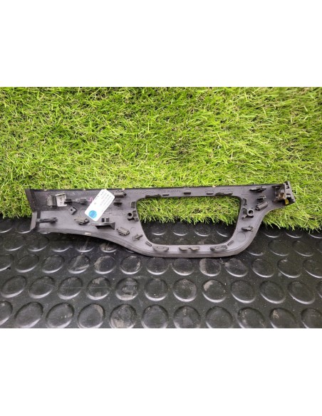 [101572] EMBELLECEDOR - AUDI Q7 (4M) (01/2015 - 12/2019)