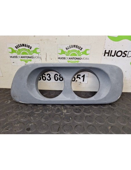 [102771] EMBELLECEDOR ANTINIEBLA IZQUIERDO - VOLVO FH 12 2002 - (01/2002 - 01/2006)