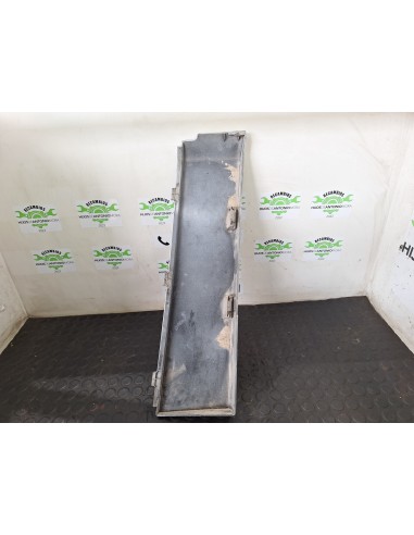 [106321] EMBELLECEDOR FARO DERECHO - RENAULT...