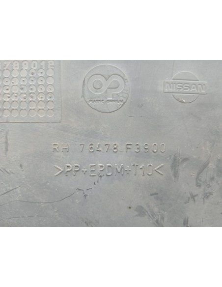 [98559] ESTRIBO DELANTERO DERECHO - NISSAN CABSTAR E (01/2002 - 12/2003)