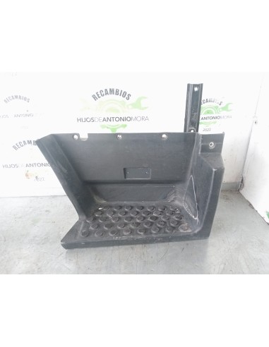 [105218] ESTRIBO DELANTERO DERECHO - MERCEDES 914