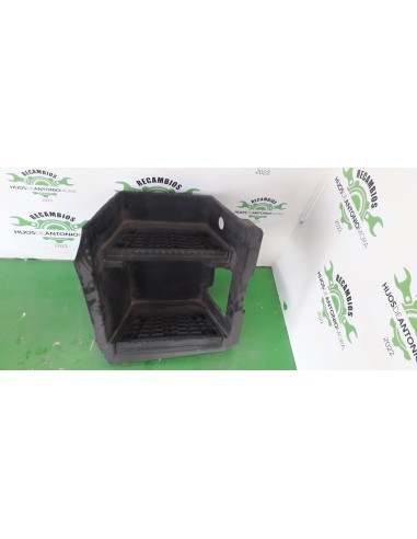 [91761] ESTRIBO DELANTERO DERECHO - RENAULT...