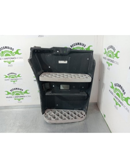 [97847] ESTRIBO DELANTERO DERECHO - SCANIA SERIE 4 (P/R 94 G) (01/1996 - 01/2004)