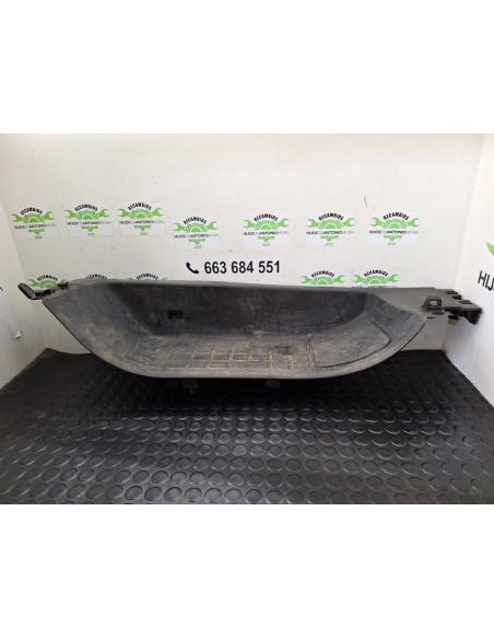 [103579] ESTRIBO DELANTERO IZQUIERO - CITROEN JUMPY FUGÓN (01/2016 - 12/2020)