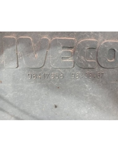 [100678] ESTRIBO DELANTERO IZQUIERO - IVECO...