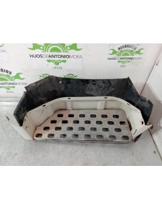 [100930] ESTRIBO DELANTERO IZQUIERO - VOLVO FL 614 -...