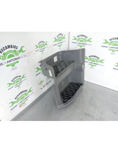 [103327] ESTRIBO DELANTERO IZQUIERO - RENAULT...