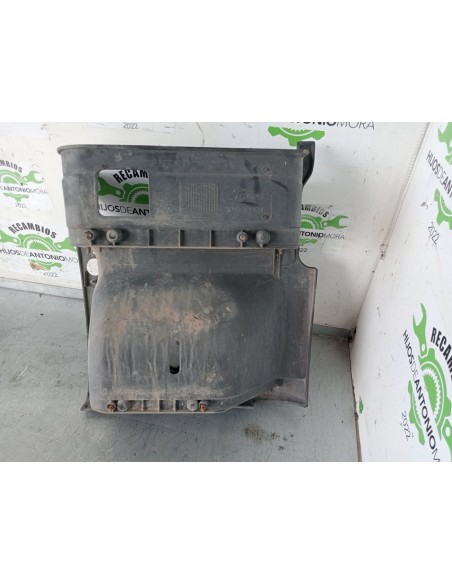 [103327] ESTRIBO DELANTERO IZQUIERO - RENAULT HR XXX.18/26 PREMIUM 01 - (01/2001 - 12/2006)