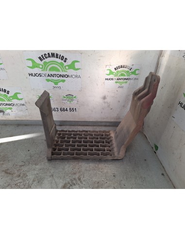 [106165] ESTRIBO DELANTERO IZQUIERO - RENAULT M...