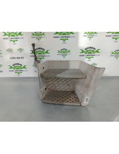 [92247] ESTRIBO DELANTERO IZQUIERO - IVECO EUROCARGO...