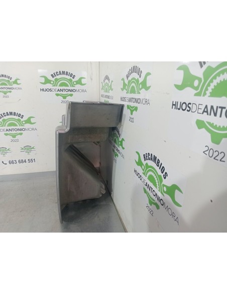 [98991] ESTRIBO DELANTERO IZQUIERO - IVECO STRALIS (AS) (01/2012 - 01/2019)