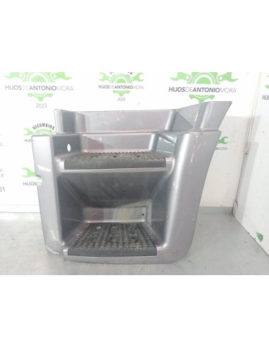 [98991] ESTRIBO DELANTERO IZQUIERO - IVECO...